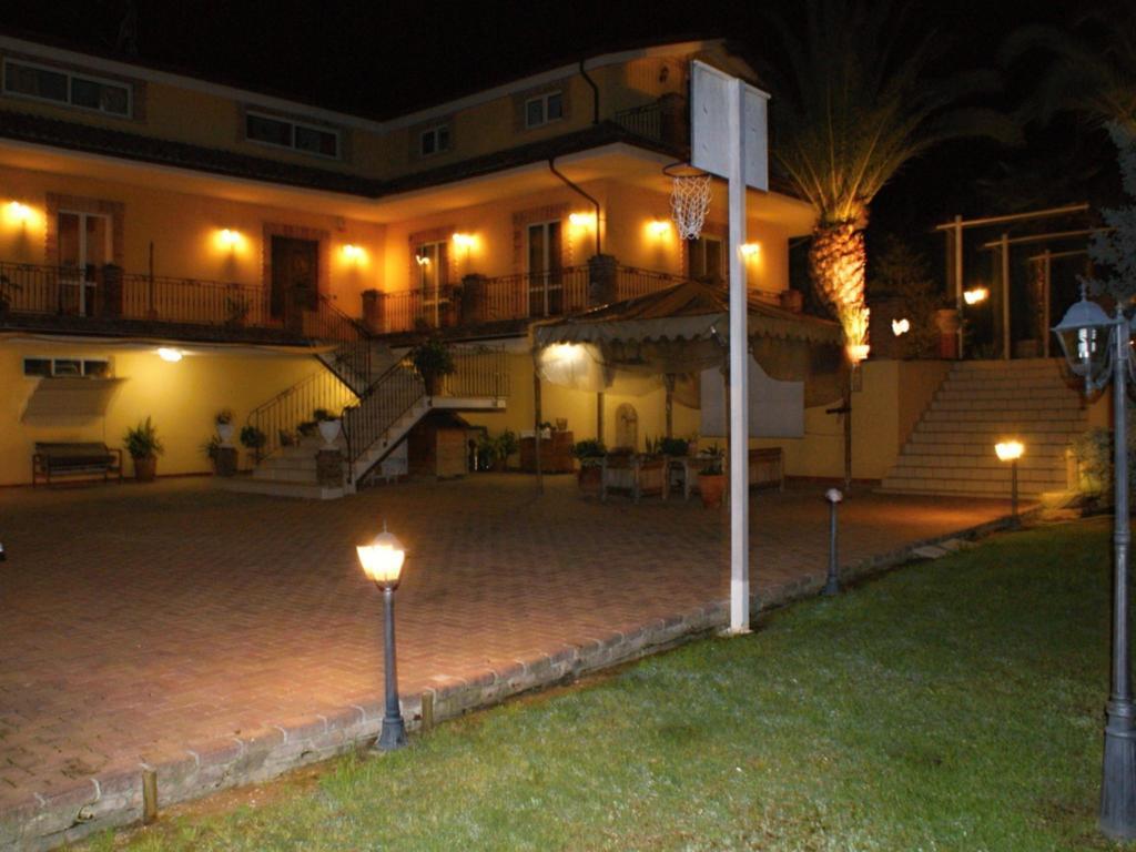 Bed And Breakfast Villa Algi Corropoli Exteriör bild